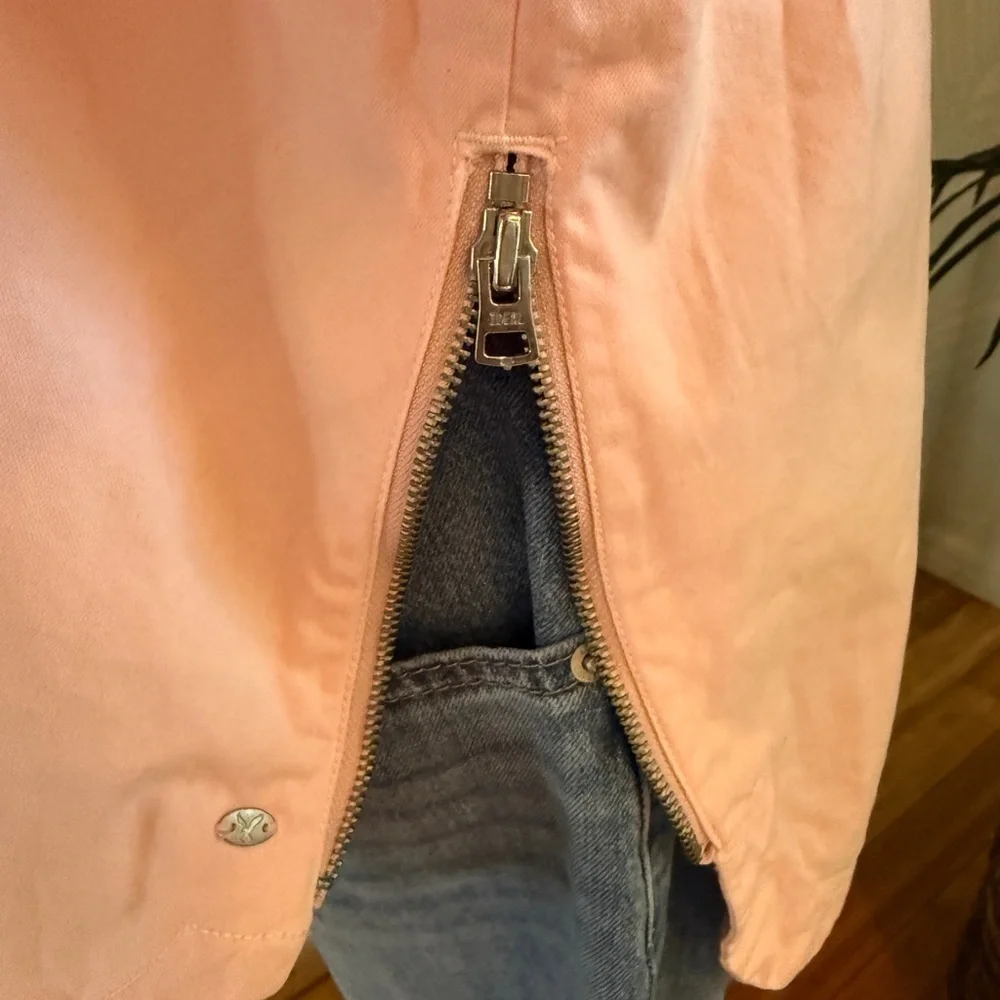 American Eagle Outfitters Light Pink Half Zip Pullover Jacket - Picture 4 of 8